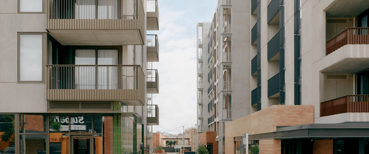 Gigafy Swift Walk Assemble Main